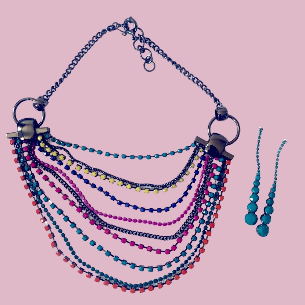 Multi color metal necklace and earrings